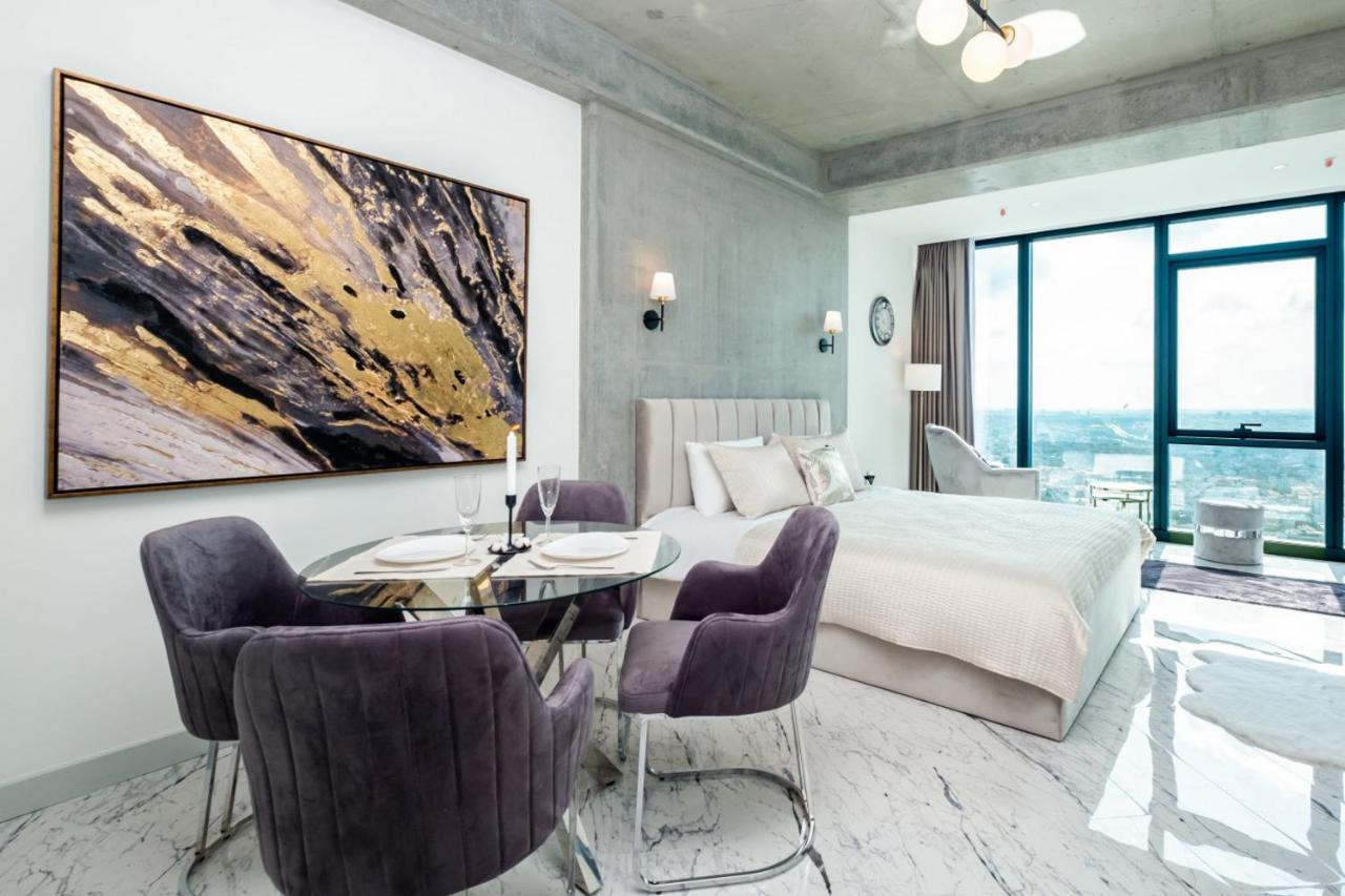 Splendid Flat With View In Bomonti * Istambul